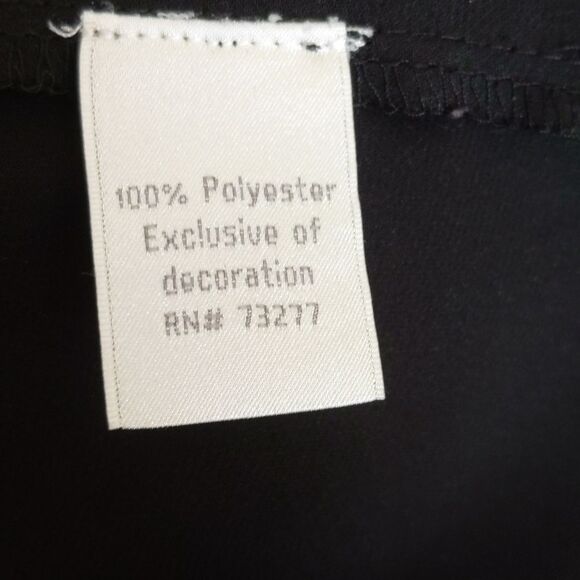 LC Lauren Conrad black polyester v-neck blouse, lace yoke, button down XS - Picture 6 of 7